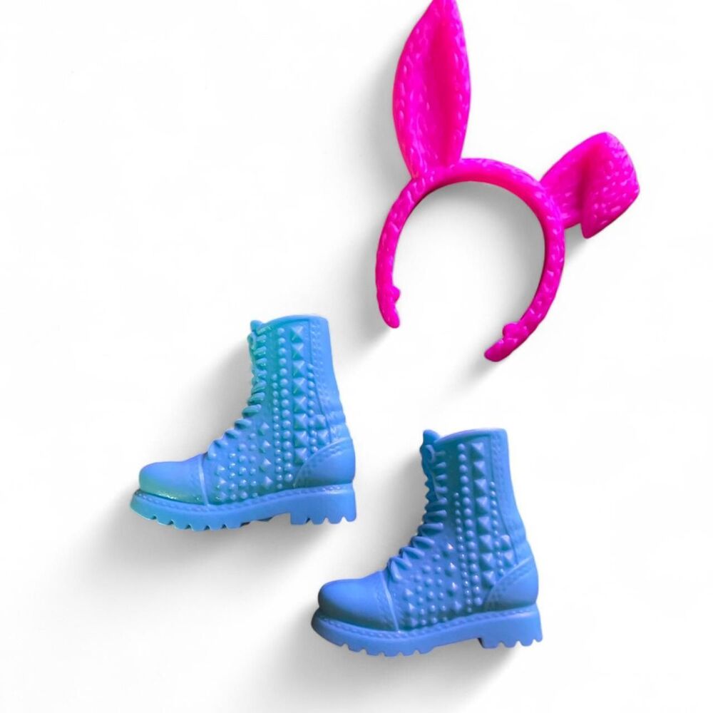 Barbie Accessories 3 Pieces (pair of boots and bunny ears)